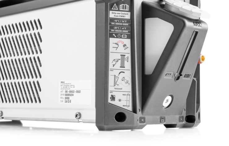 Die robusten Gerätefüße sorgen für stabilen Stand.